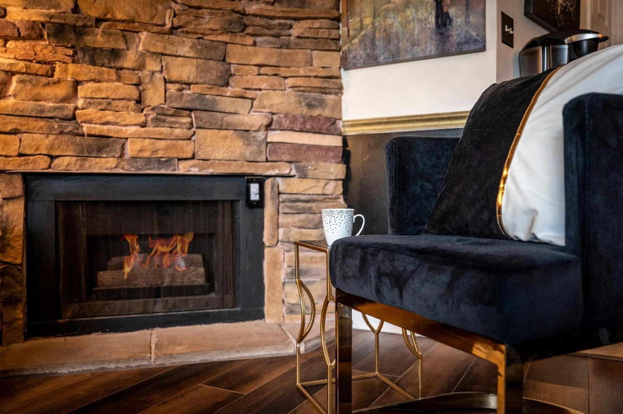 Walk To Anakeesta Romantic 1Br W Fireplace Гатлинбург Экстерьер фото